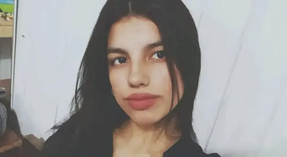 adolescente acorrientes asesinada